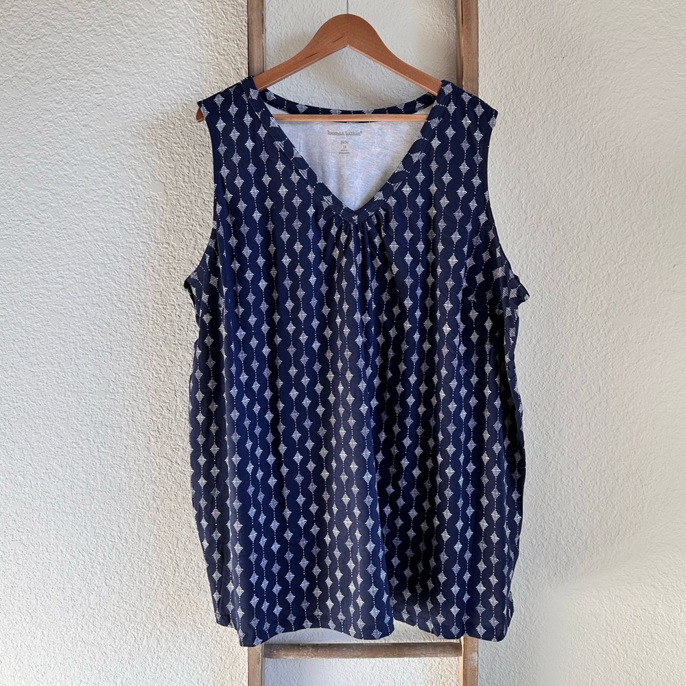 Woman Within Navy Blue/White Printed Sleeveless Top NWT Sz: 3X - Picture 1 of 7
